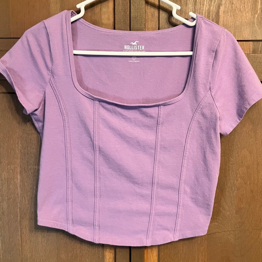 Juniors Hollister Baby Tee